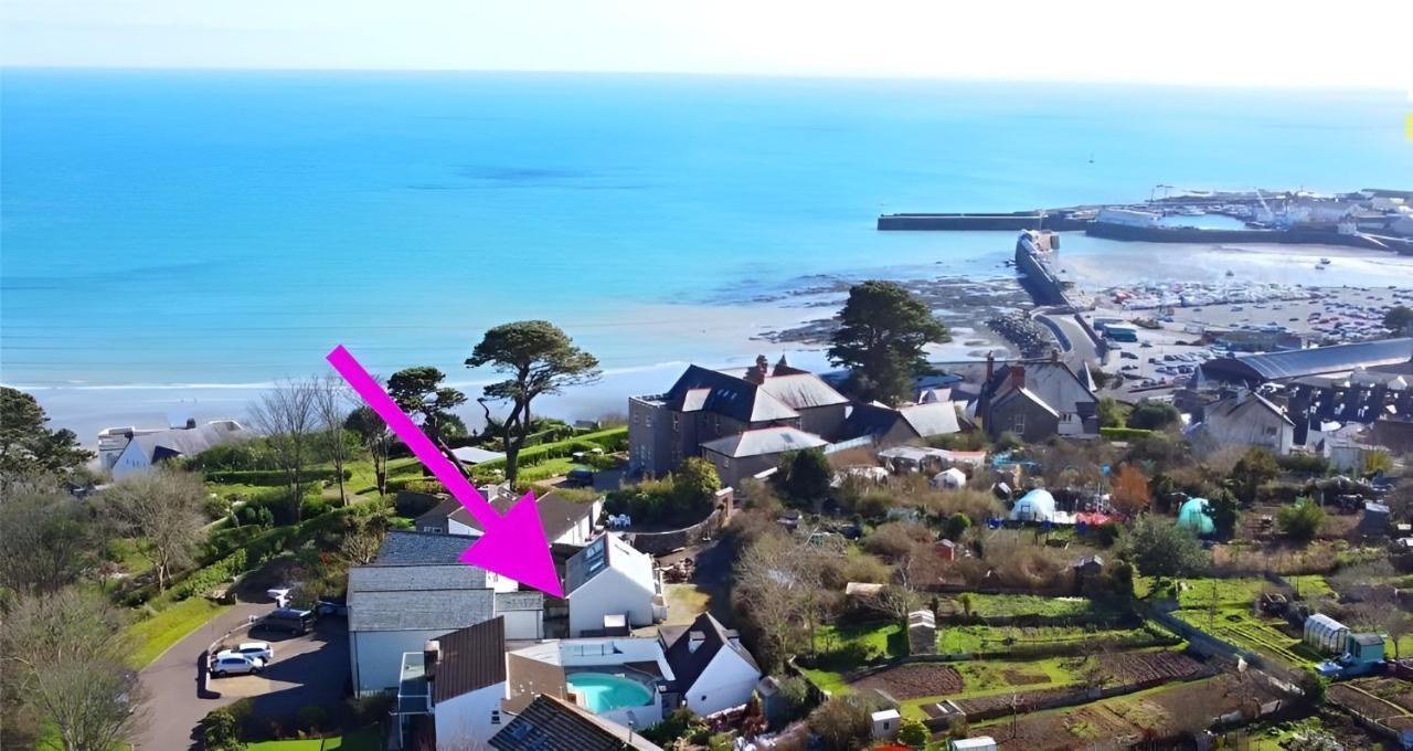 Apartment Above The Bay - Enclosed Garden With Parking