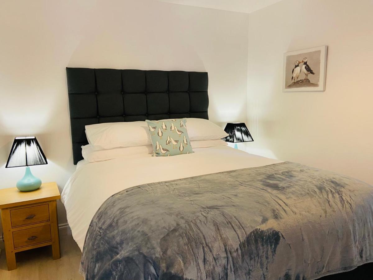 Above The Bay - Enclosed Garden With Parking Apartment Penzance